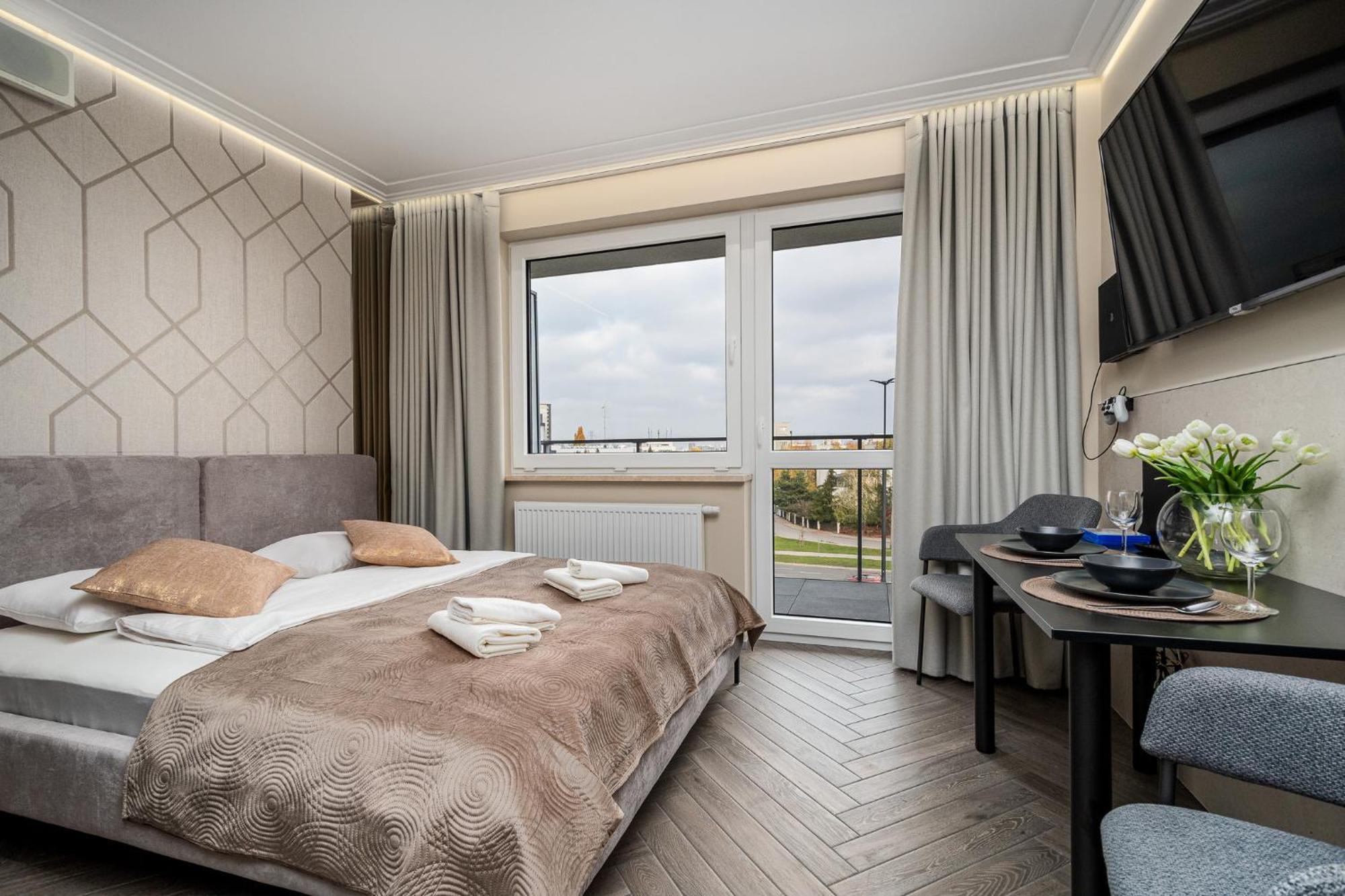 Pileckiego 59 & Parking By Perfect 422 & 357 * Warsaw